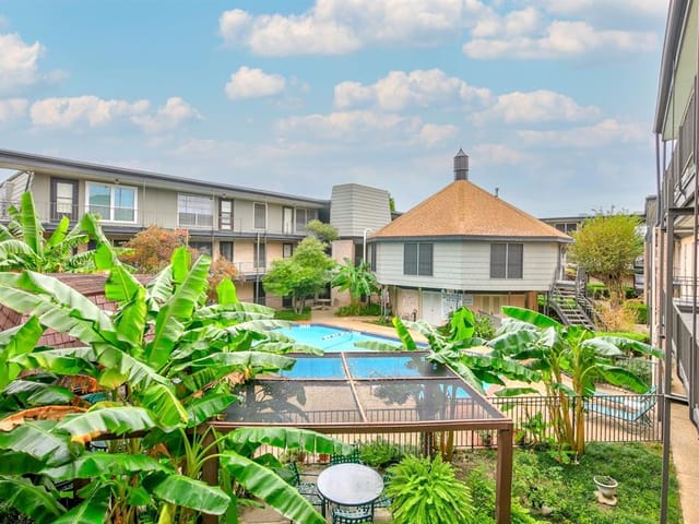2425 Ashdale Dr Unit #56