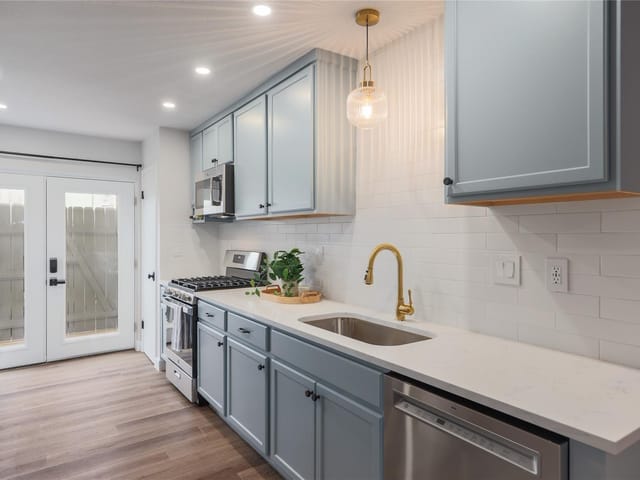 2425 Ashdale Dr Unit #7
