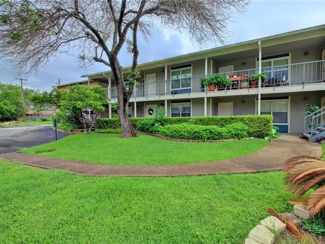 2450 Ashdale Dr Unit #A-204