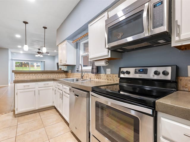 2450 Wickersham Ln Unit #105
