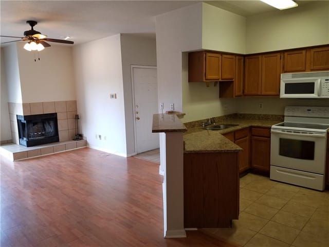 2450 WICKERSHAM Ln Unit #1317