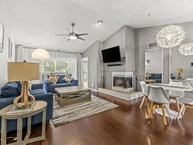 2450 Wickersham Ln Unit #1606