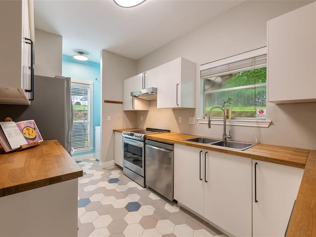 2450 Wickersham Ln Unit #601
