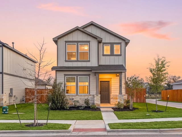 2460 Jack Nora Way