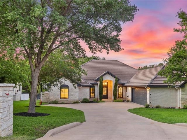 View 25 Stillmeadow DR in Hills of Lakeway 25 Stillmeadow DR - front exterior - Luxury home in Hills of Lakeway, The Hills, TX