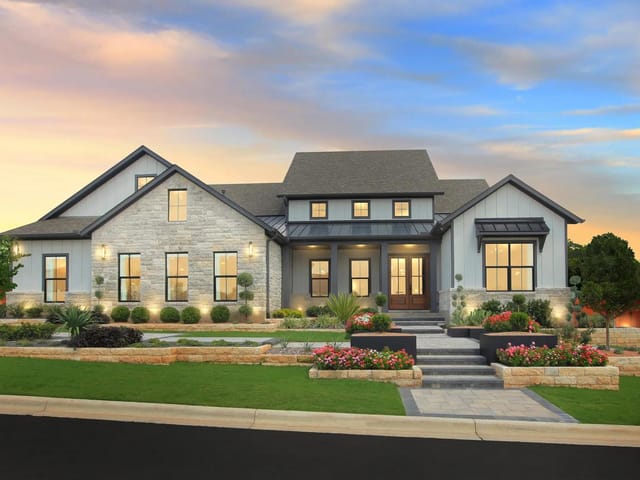 250 Crosswater LN