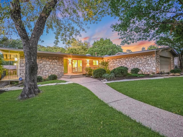 2500 Briargrove Dr