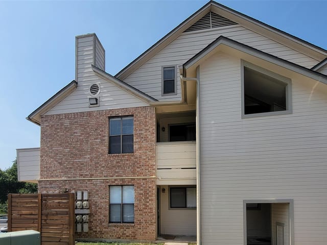 2500 Burleson RD Unit #210