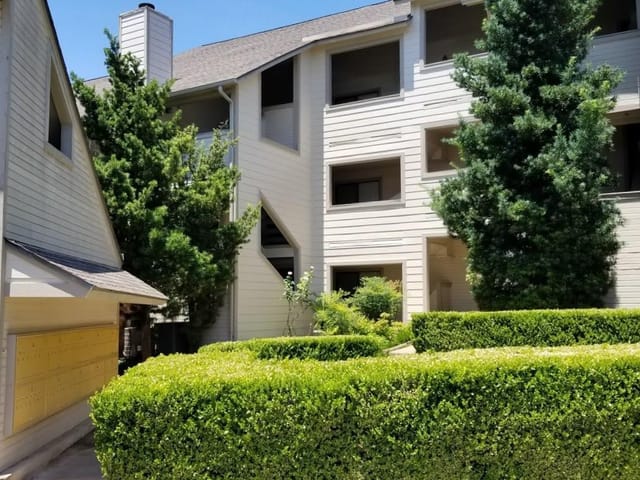 2500 Burleson RD Unit #215