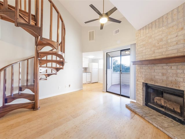 2500 Burleson Rd Unit #512