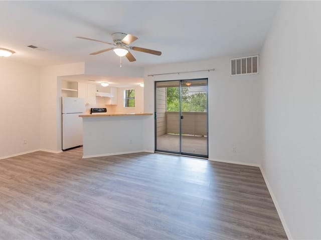 2500 Burleson RD Unit #614