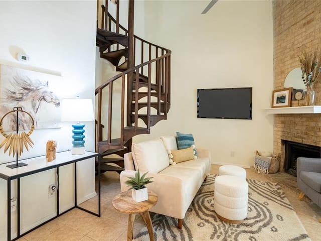2500 Burleson Rd Unit #722
