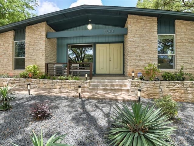 2500 Candlewood Ct