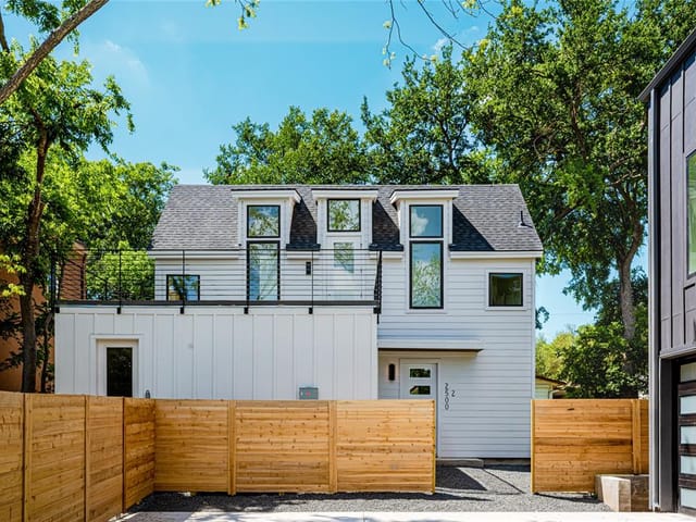2500 Kinney Rd Unit #2