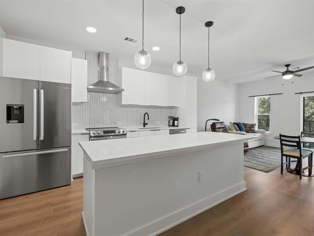 2500 Longview St Unit #108