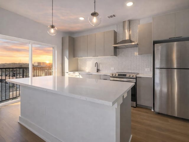2500 Longview St Unit #501