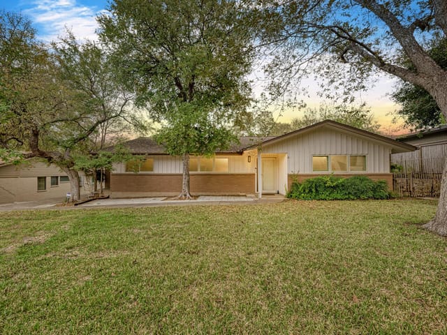 2500 Spring Creek DR
