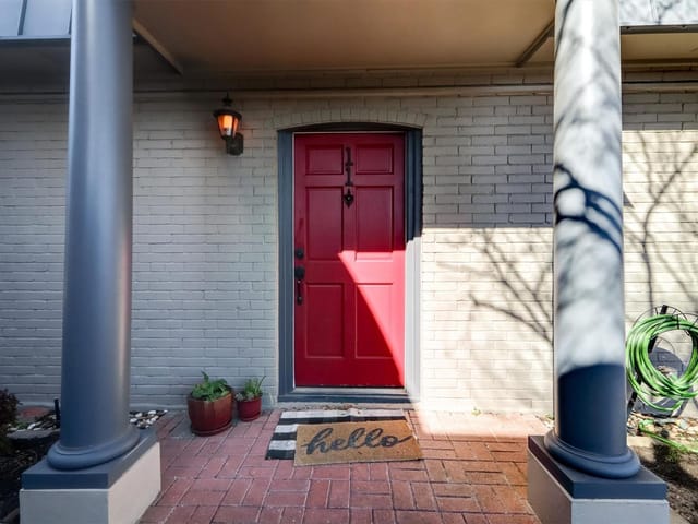 2500 Steck Ave Unit #11