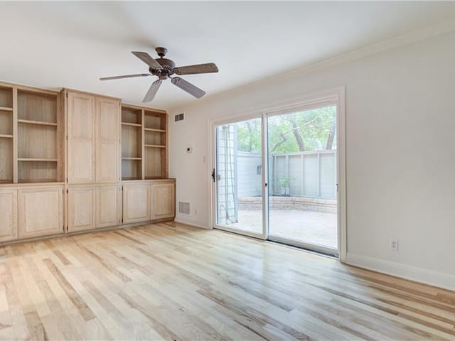 2500 Steck Ave Unit #19