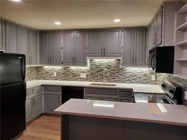 2500 Steck Ave Unit #33