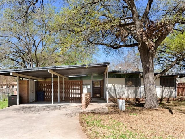 2502 Park View Dr
