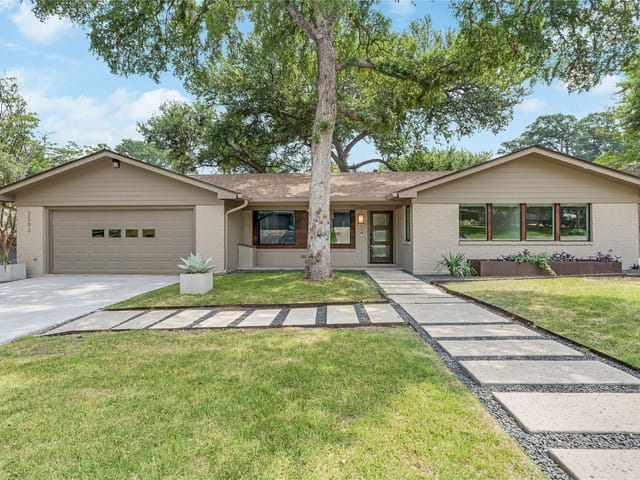 2502 Spring Creek DR