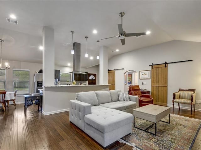 2503 Coatbridge Dr