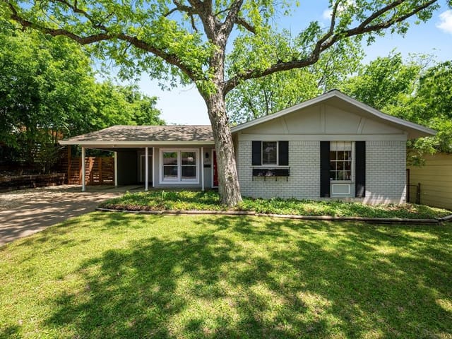 2503 East Side Dr