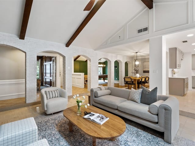 2503 Pebble Beach Dr