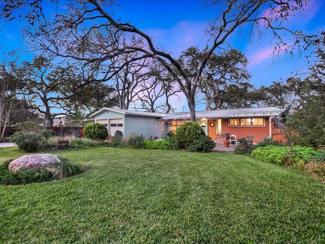 2504 Great Oaks PKWY