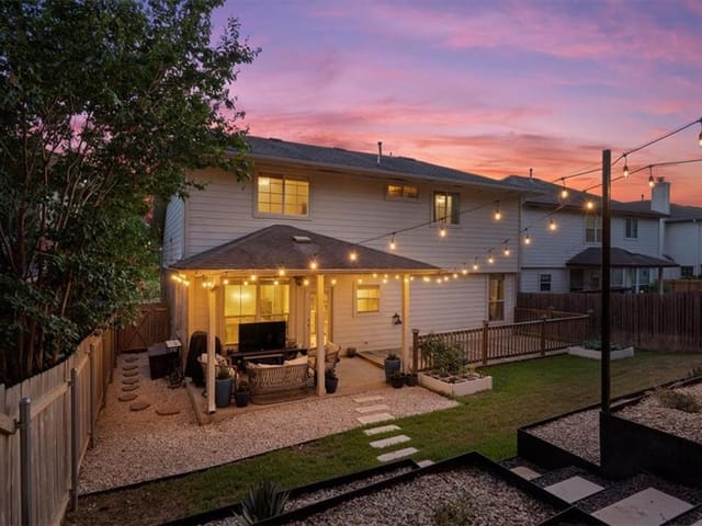 2504 Lynnbrook Dr