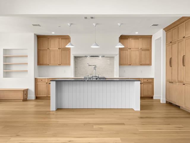 2504 Sonoma CV