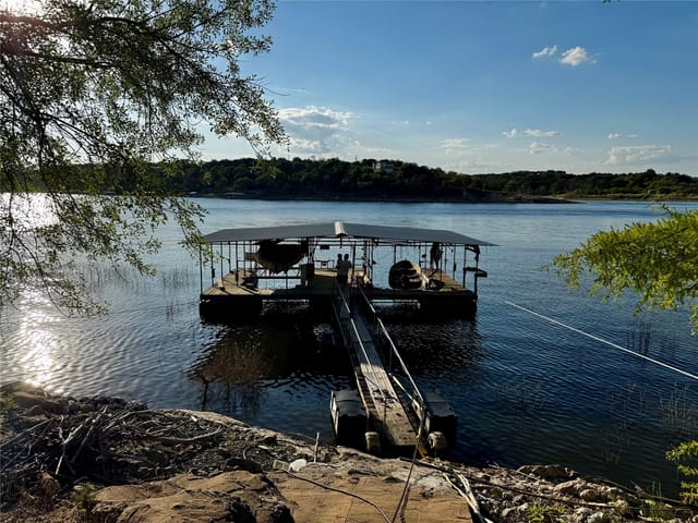 25048 River Rd