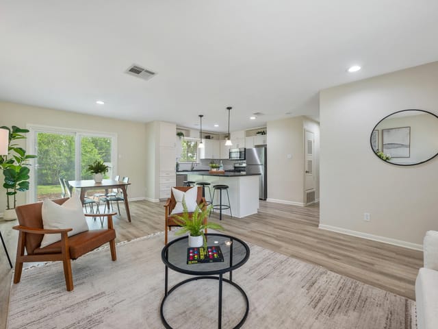 2505 Audubon PL