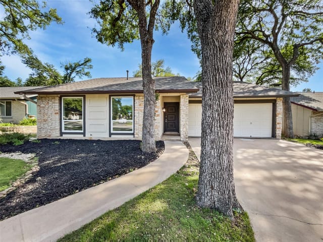 2505 Campden Dr