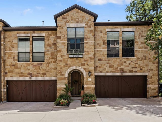 2505 Enfield RD Unit #11