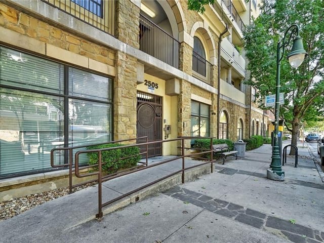 2505 San Gabriel ST Unit #101