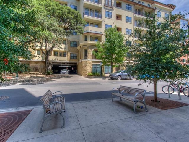 2505 San Gabriel St Unit #103