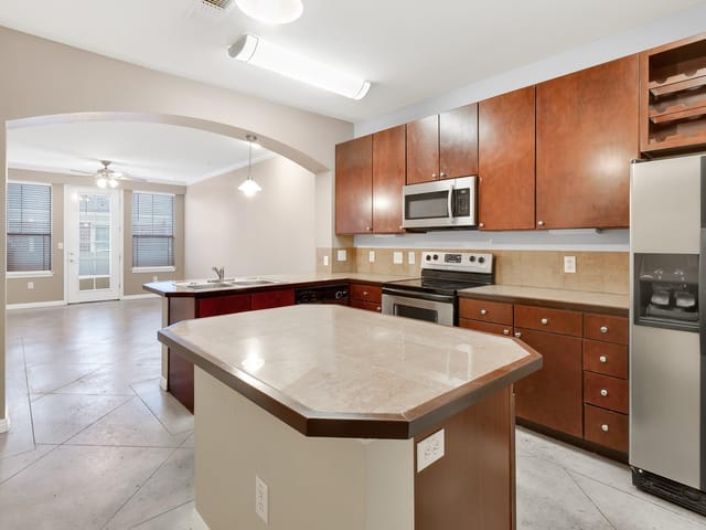 2505 San Gabriel St Unit #212
