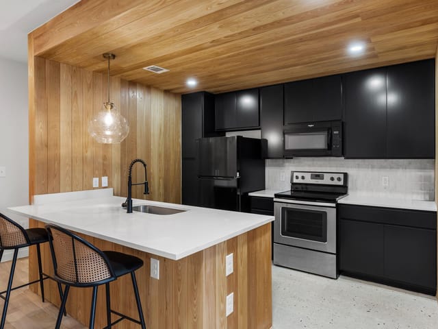 2505 Thornton RD Unit #2204