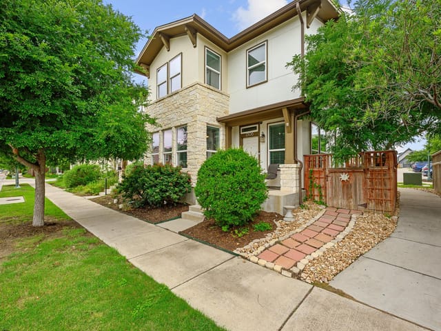 2506 Zach Scott St