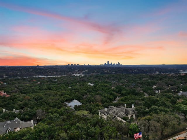 2507 Camino Alto