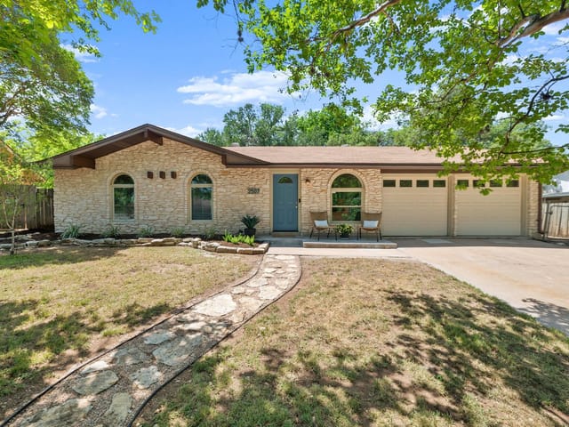 2507 Carlow Dr