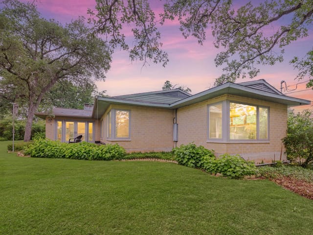 2507 Inwood Pl