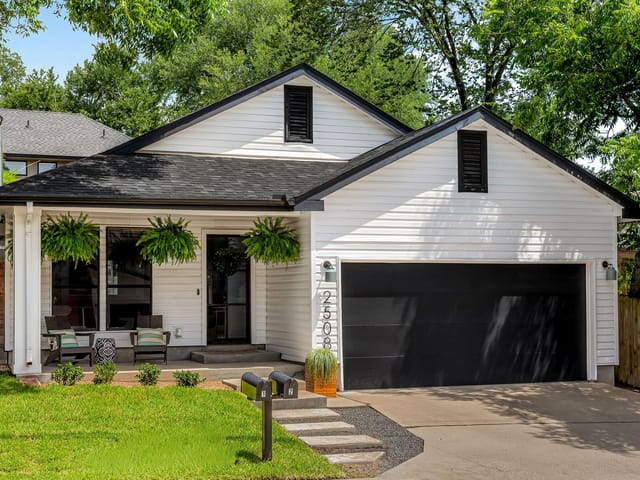 2508 E 9th ST Unit #1