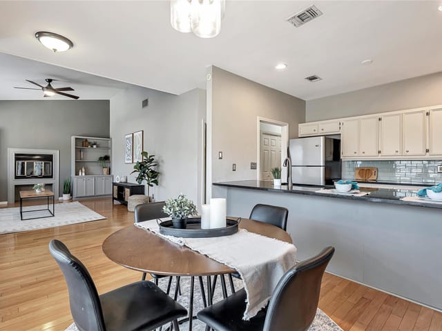 2508 Enfield RD Unit #18