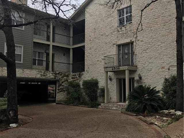 2508 Enfield RD Unit #20