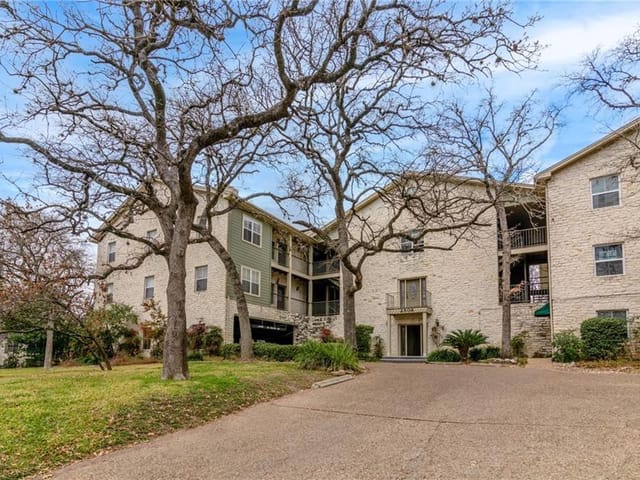 2508 Enfield RD Unit #4