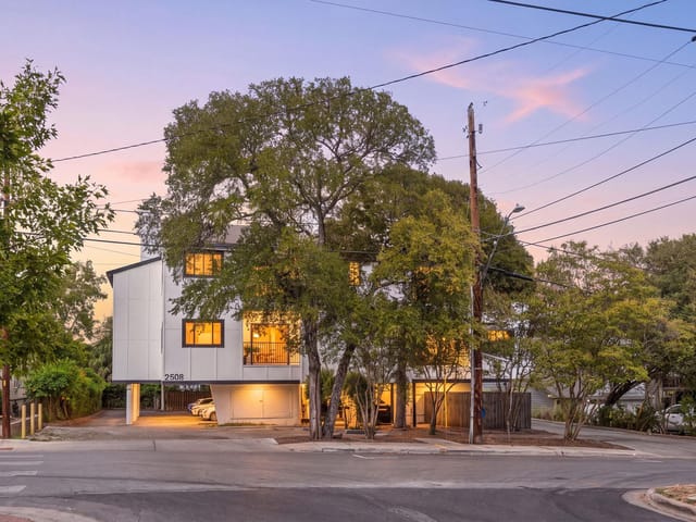 2508 W 12th ST Unit #205