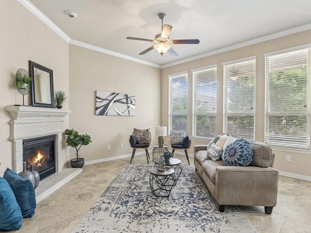 2509 Dillon Pond LN